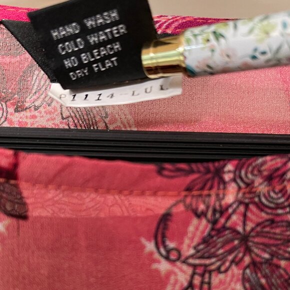 Citron Santa Monica Pullover Blouse - Picture 7 of 7